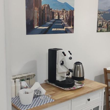 Il Cortile Acomodação com café da manhã Pompeia Exterior foto