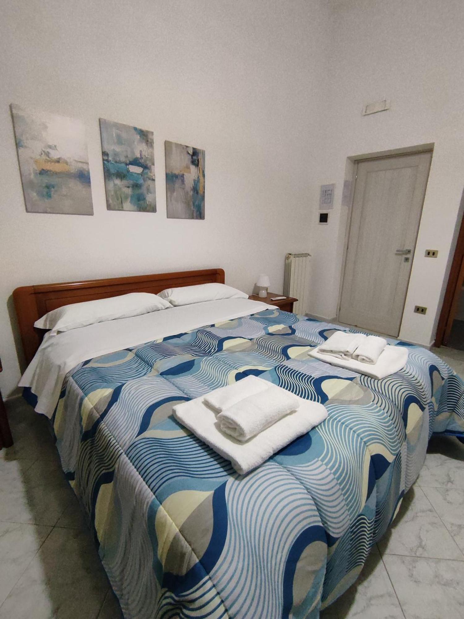 Il Cortile Acomodação com café da manhã Pompeia Exterior foto