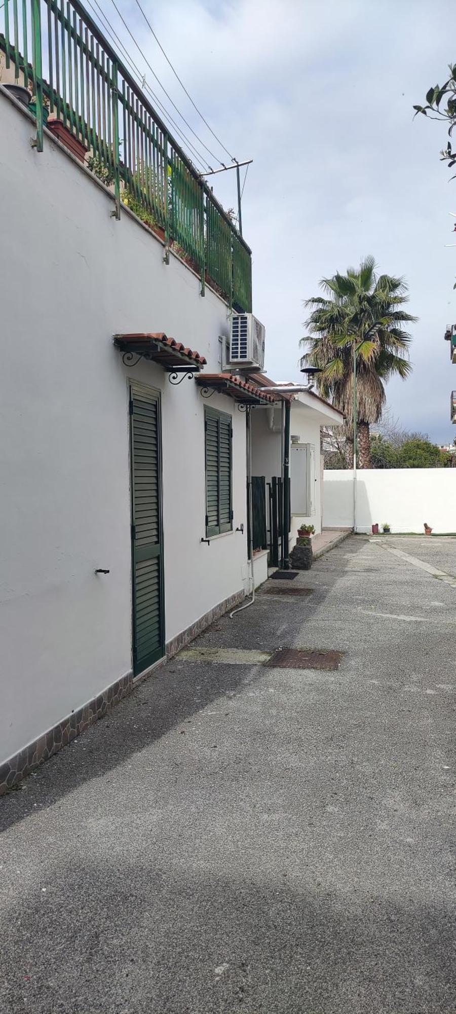 Il Cortile Acomodação com café da manhã Pompeia Exterior foto